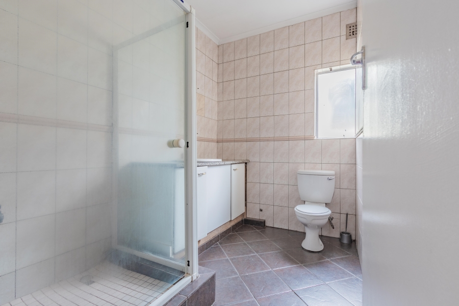 To Let 3 Bedroom Property for Rent in Woodstock Western Cape